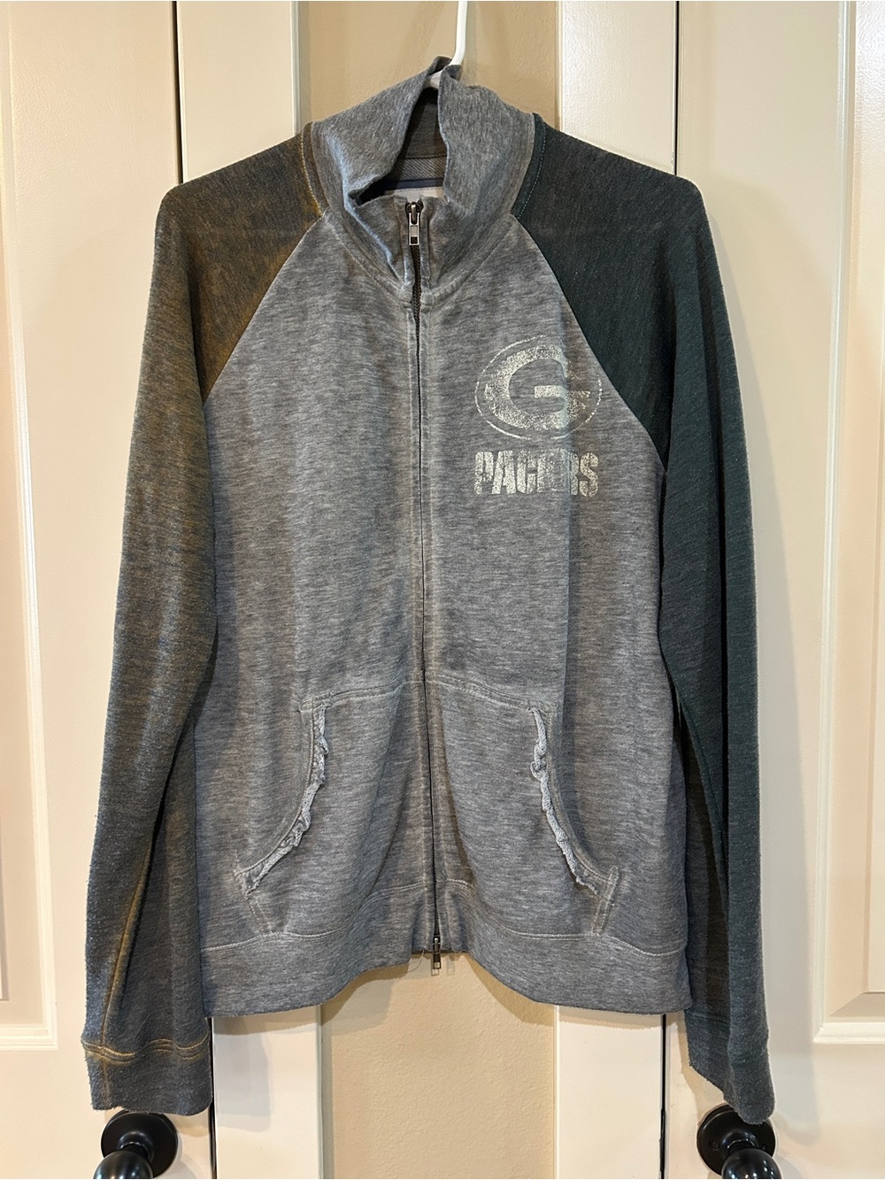Touch by Alyssa Milano heathered Gray Packers Zip-Up Jacket